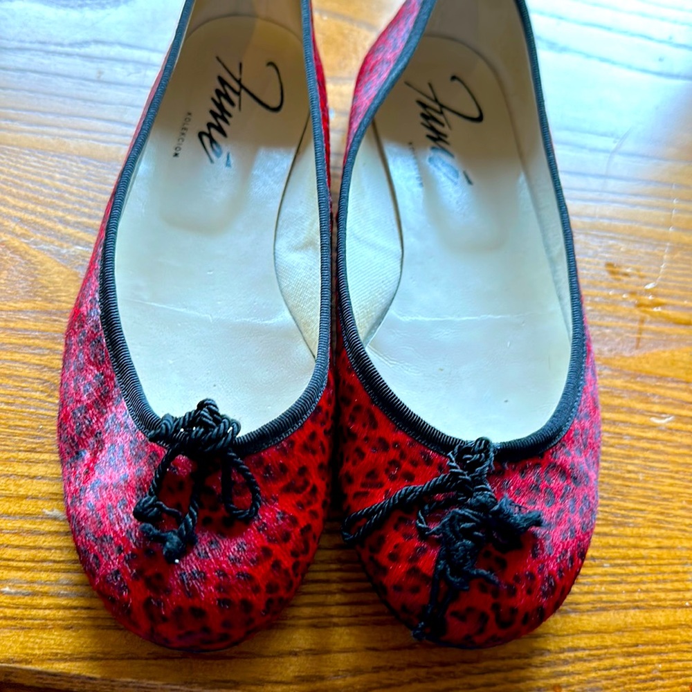 Fume’ hair calf leopard print size 8